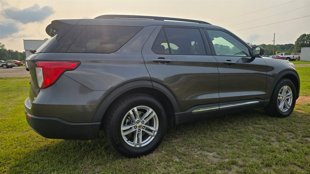 2020 Ford Explorer XLT - Photo 16